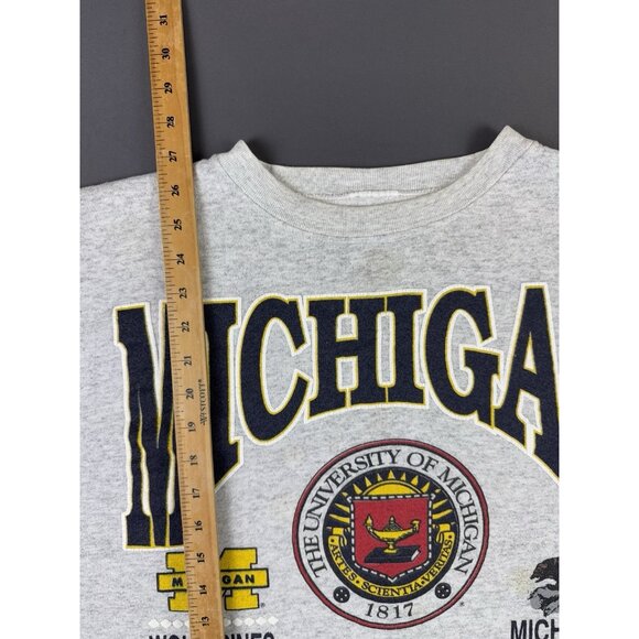 Rare Vintage 90s University Of Michigan Wolverines Ann Arbor Crewneck Sweater - Picture 15 of 15